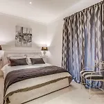 Veneto Excelsior 아파트 로마